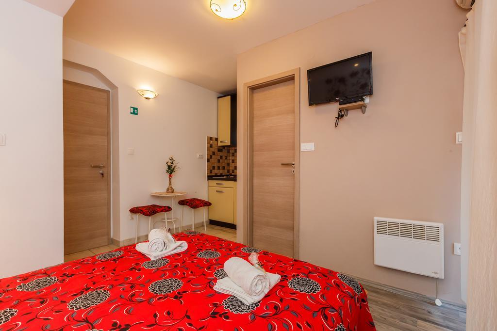 Apartments Antonio Makarska Extérieur photo